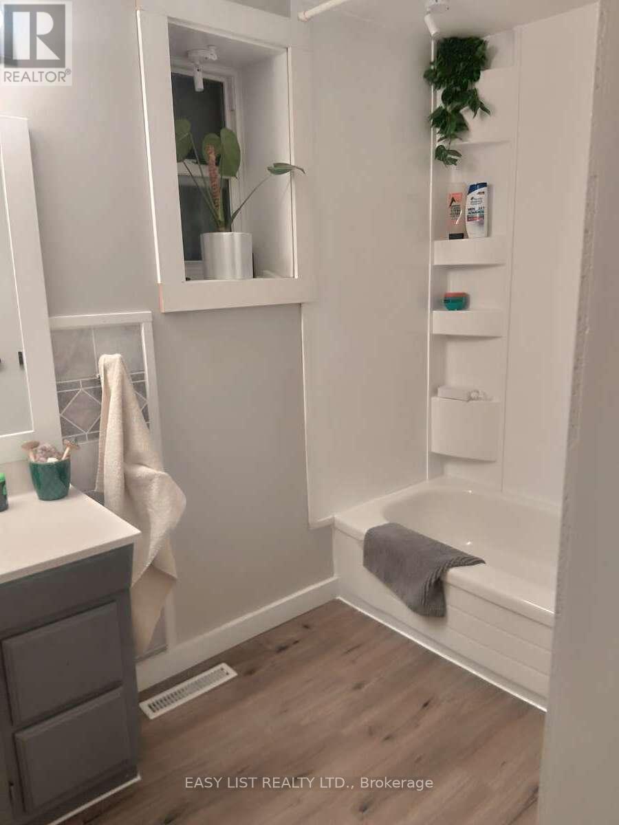 516 Bay Street, Kenora, Ontario  P0X 1C0 - Photo 11 - X12948200