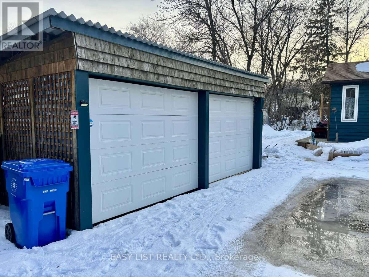 516 Bay Street, Kenora, Ontario  P0X 1C0 - Photo 3 - X12948200