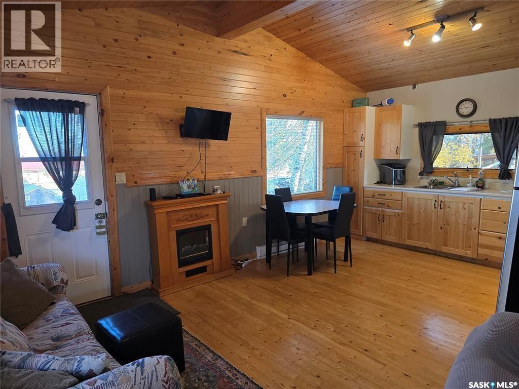 207 Pine Drive, Tobin Lake, Saskatchewan  S0E 1E0 - Photo 2 - SK031875