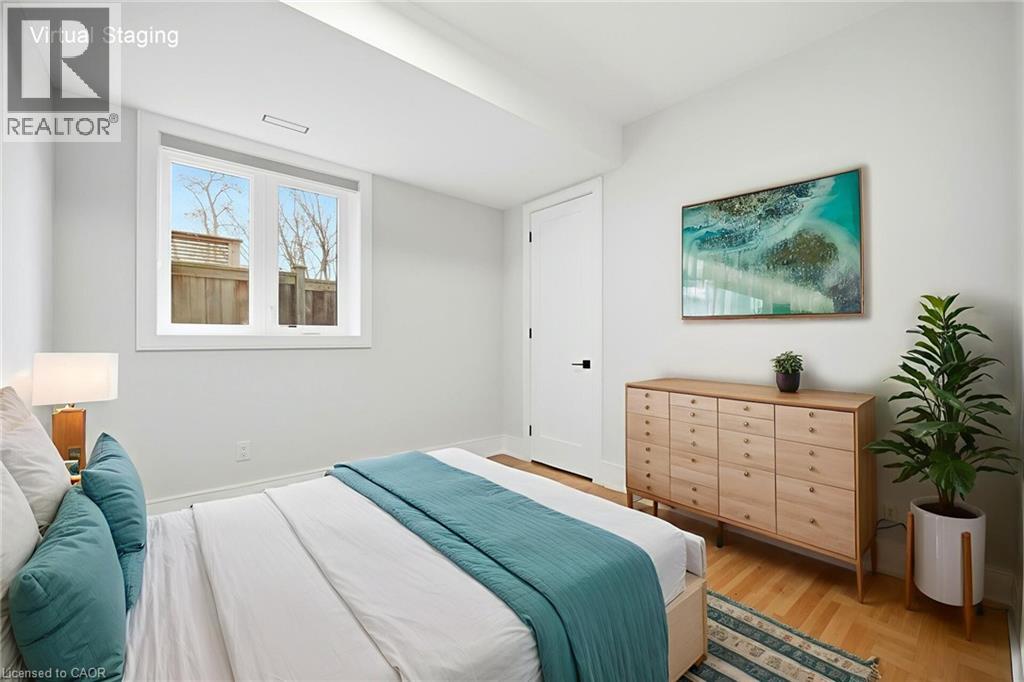 1228 Alexandra Avenue, Mississauga, Ontario  L5E 2A5 - Photo 39 - 40817048