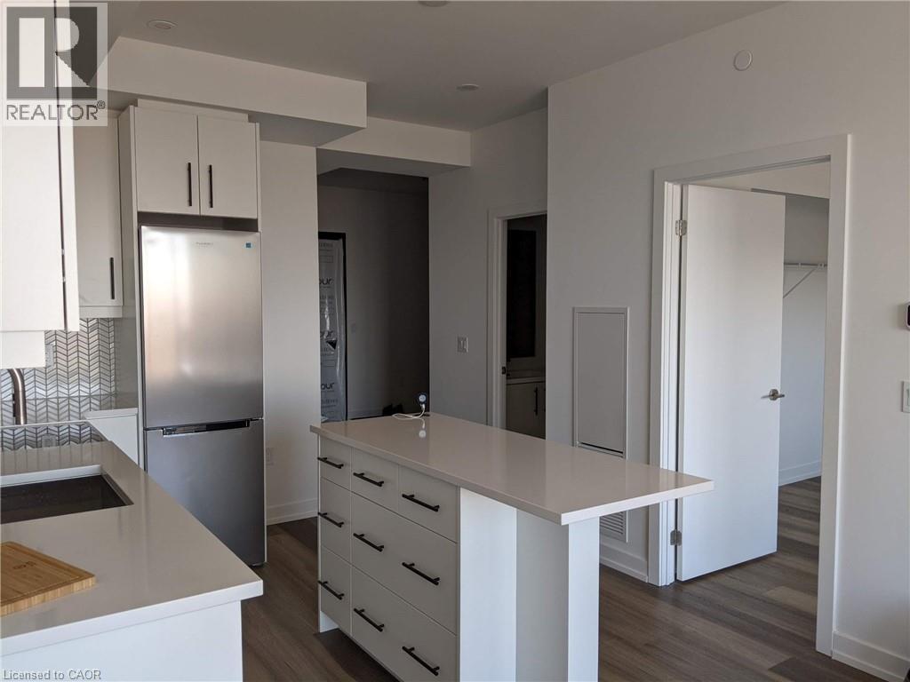 5 Wellington Street S Unit# 1710, Kitchener, Ontario  N2G 0E3 - Photo 3 - 40816967