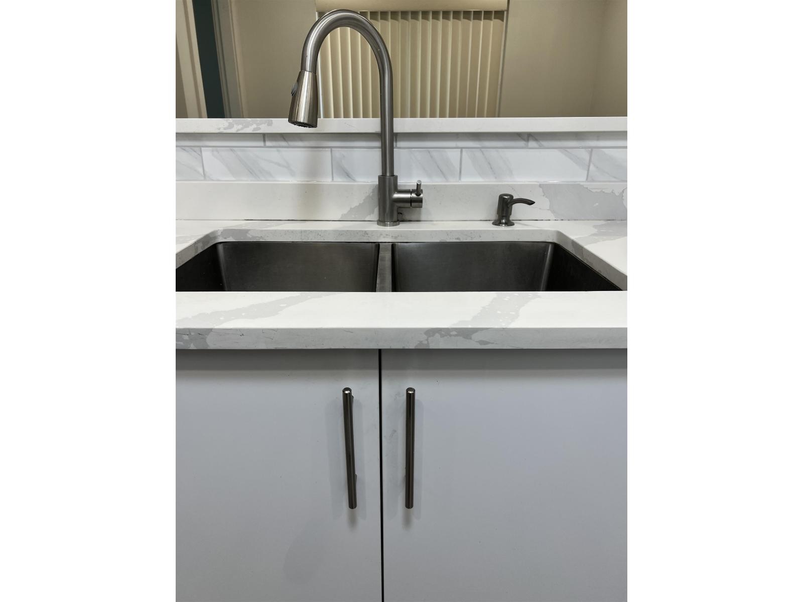 7662 125 Street, Surrey, British Columbia  V3W 7W4 - Photo 11 - R3106271