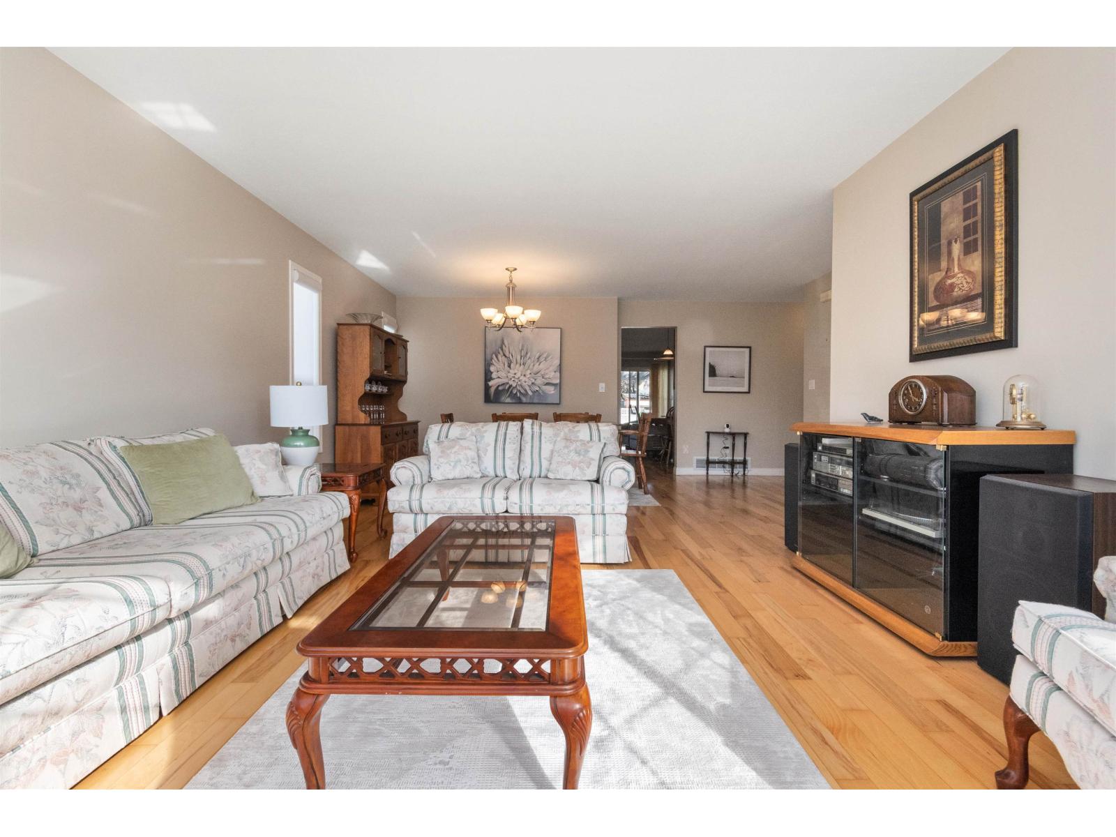 7534 Garnet Drive, Sardis West Vedder, Chilliwack, British Columbia  V2R 3A9 - Photo 13 - R3106170