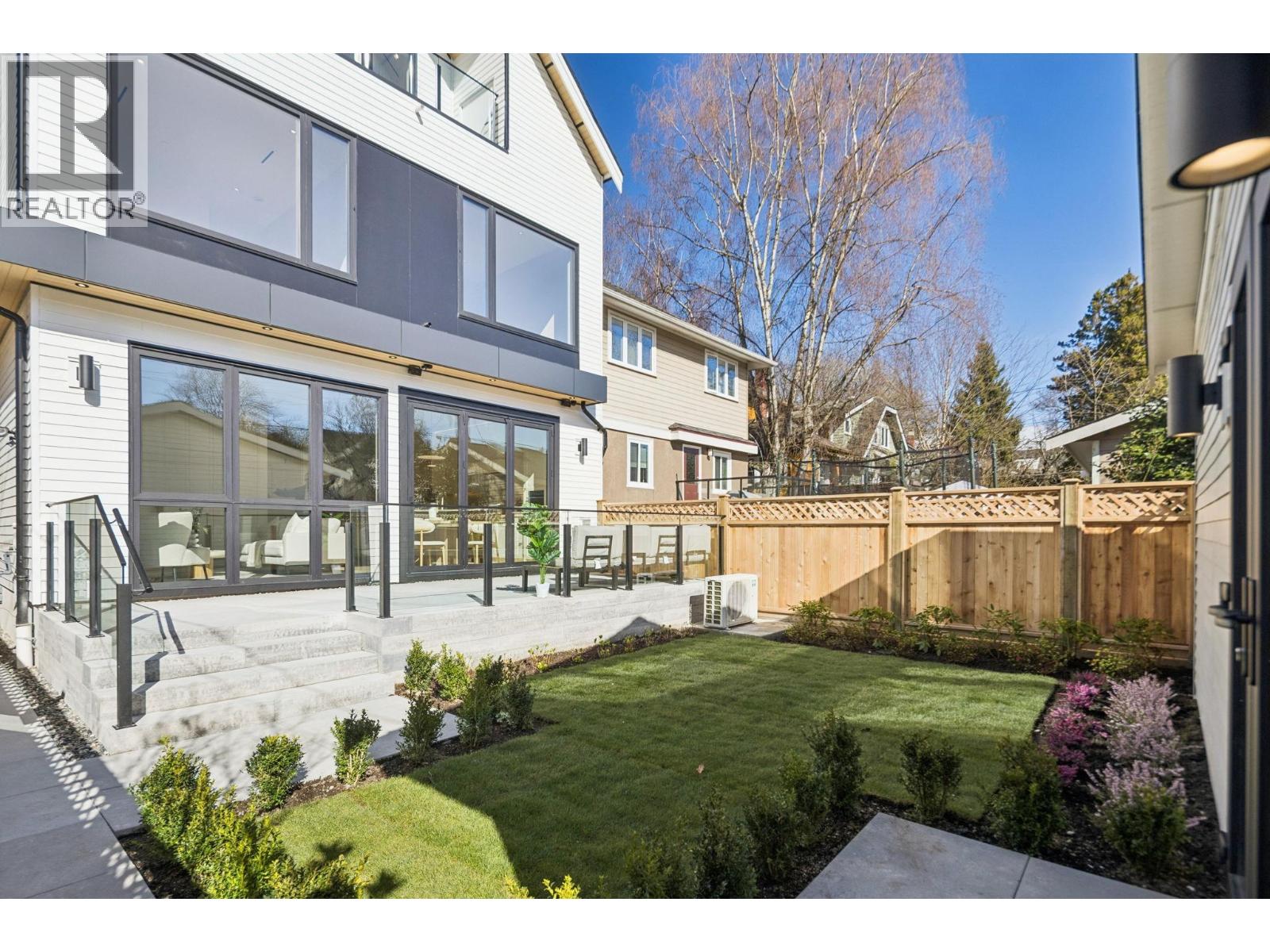 2 3036 W 13th Avenue, Vancouver, British Columbia  V6K 2V2 - Photo 30 - R3096339