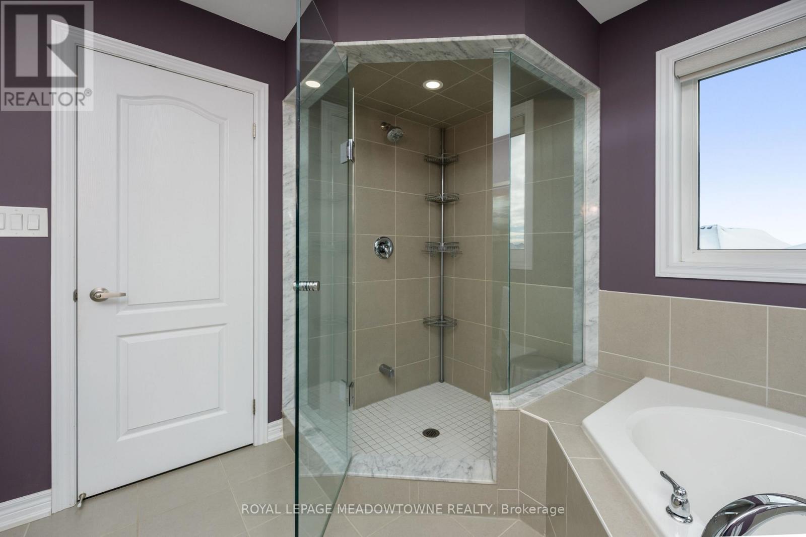 71 Northwest Court, Halton Hills, Ontario  L7G 0K7 - Photo 23 - W12710752