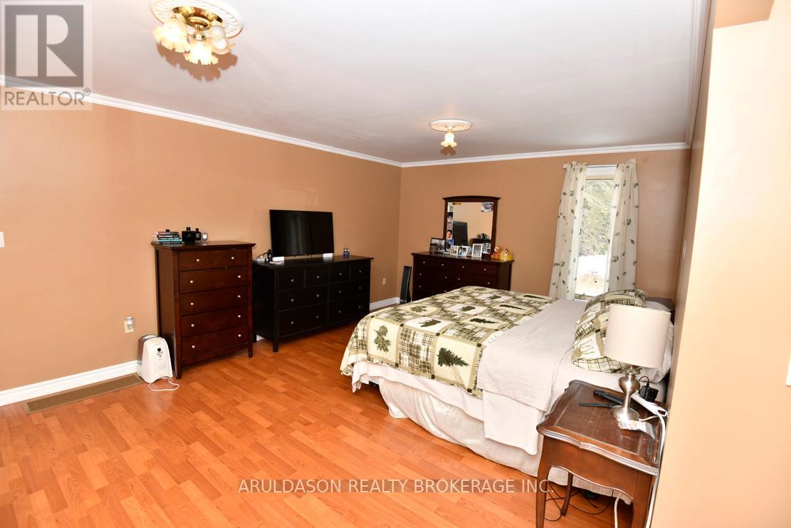 2320 Highway 518, Mcmurrich/monteith, Ontario  P0A 1Y0 - Photo 13 - X12943784