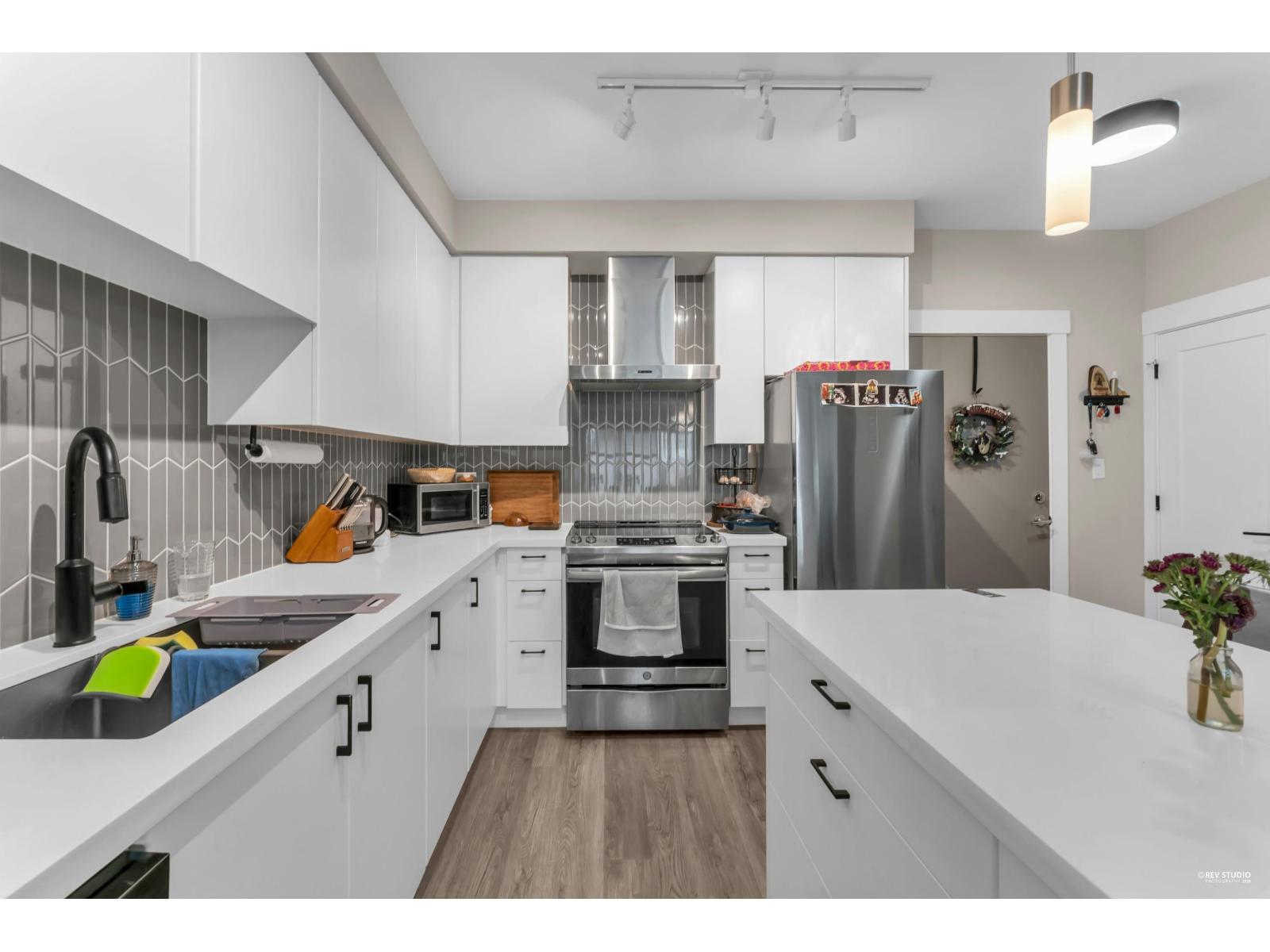 B211 20838 78b Avenue, Langley, British Columbia  V2Y 3M2 - Photo 23 - R3106145