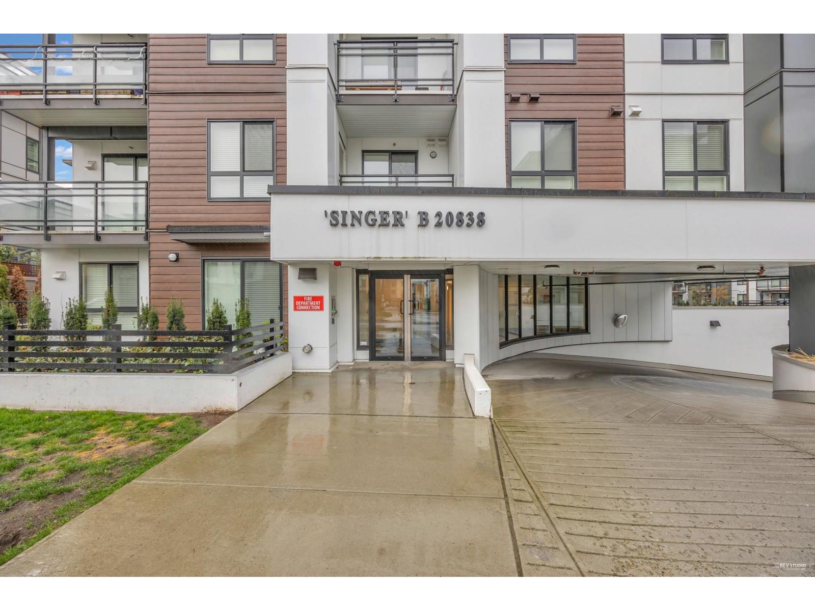 B211 20838 78b Avenue, Langley, British Columbia  V2Y 3M2 - Photo 2 - R3106145