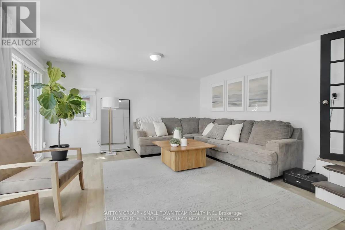 83 John Street W, South Huron, Ontario  N0M 1S1 - Photo 15 - X12948288