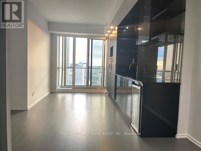 4412 - 70 Temperance Street, Toronto, Ontario  M5H 4E8 - Photo 4 - C12948266