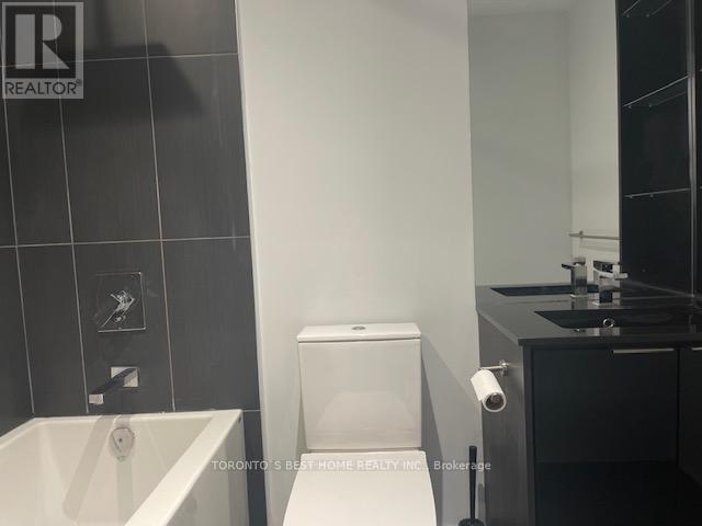 4412 - 70 Temperance Street, Toronto, Ontario  M5H 4E8 - Photo 9 - C12948266