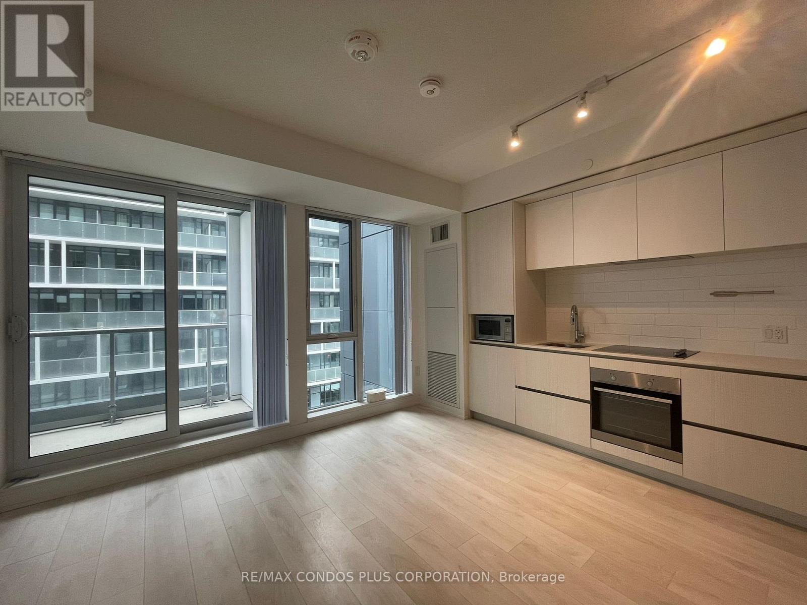 702 - 225 Sumach Street, Toronto, Ontario  M5A 0P8 - Photo 5 - C12948342