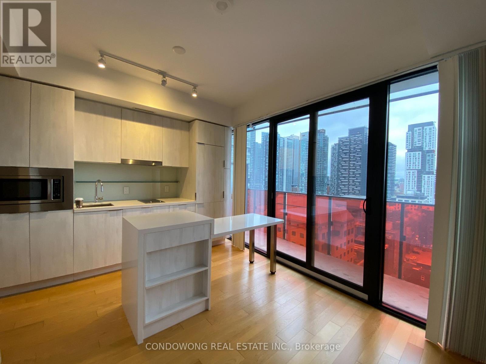 1703 - 215 Queen Street W, Toronto, Ontario  M5V 0P5 - Photo 2 - C12948352