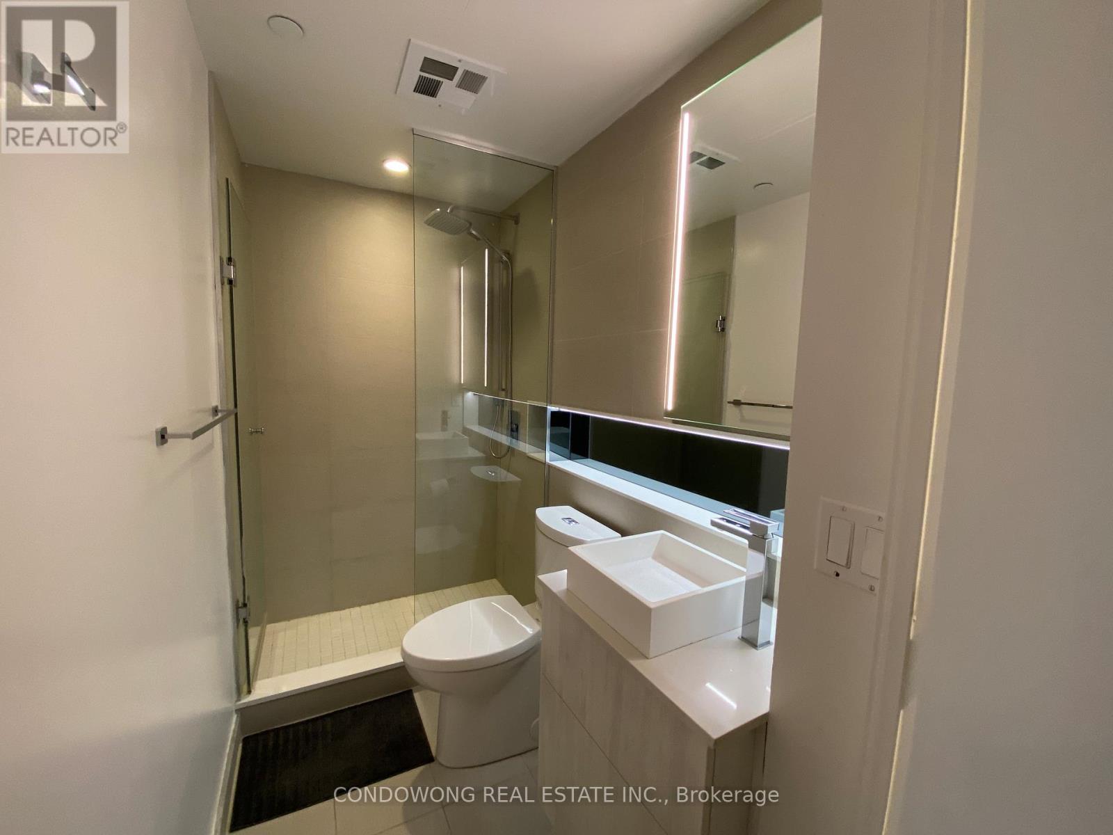 1703 - 215 Queen Street W, Toronto, Ontario  M5V 0P5 - Photo 5 - C12948352