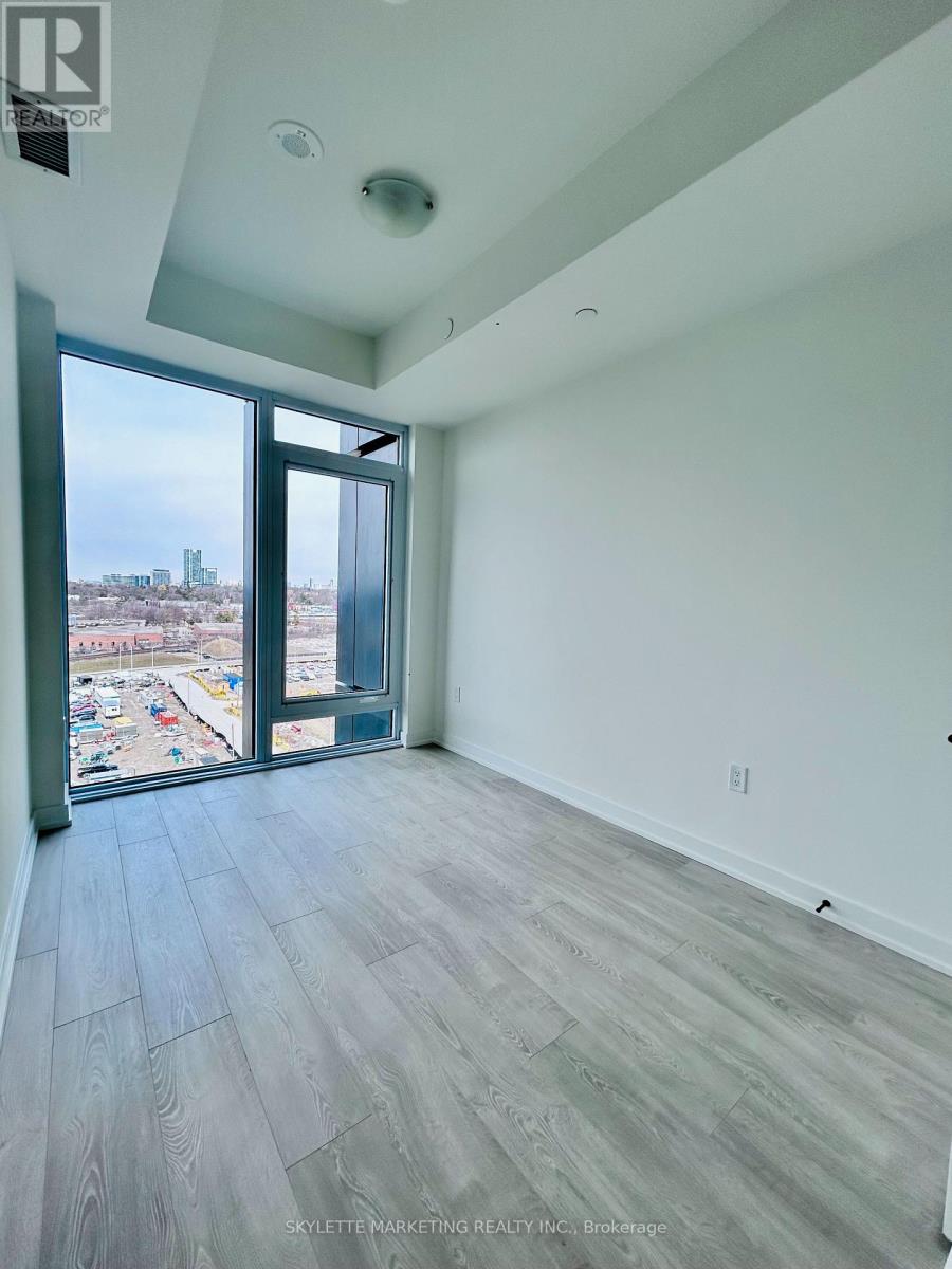1104 - 5 Quarrington Lane, Toronto, Ontario  M3C 1H7 - Photo 13 - C12948358