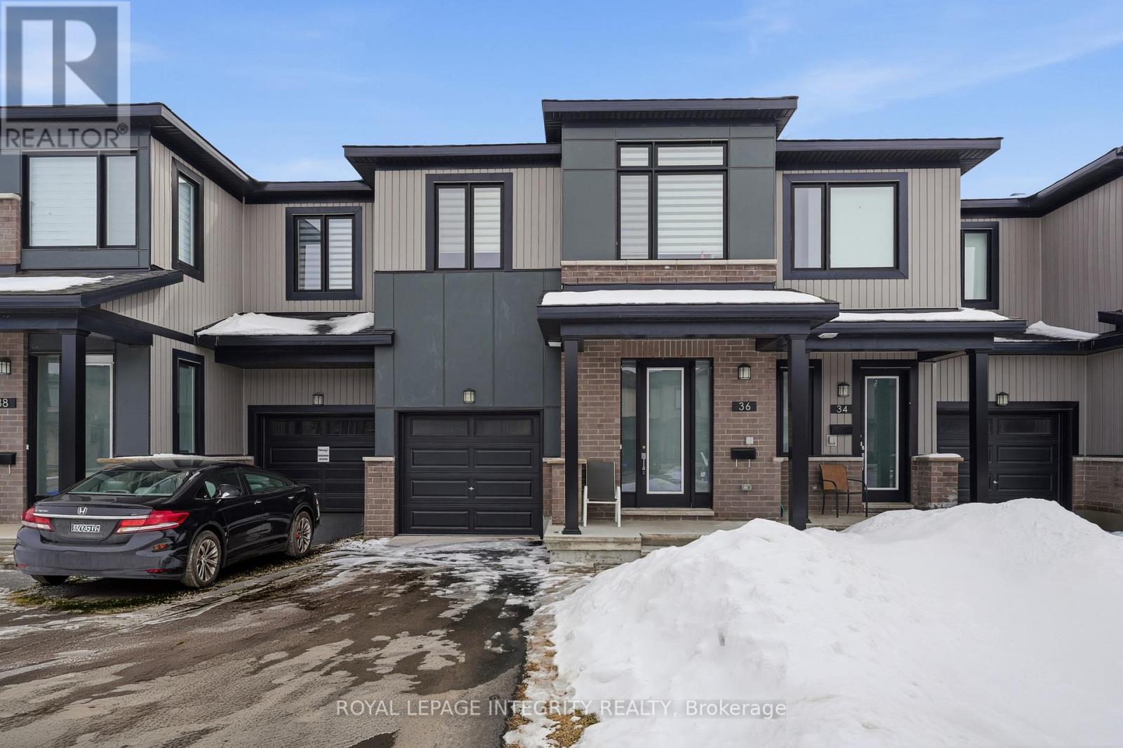 36 JARGEAU ROAD, Ottawa, Ontario