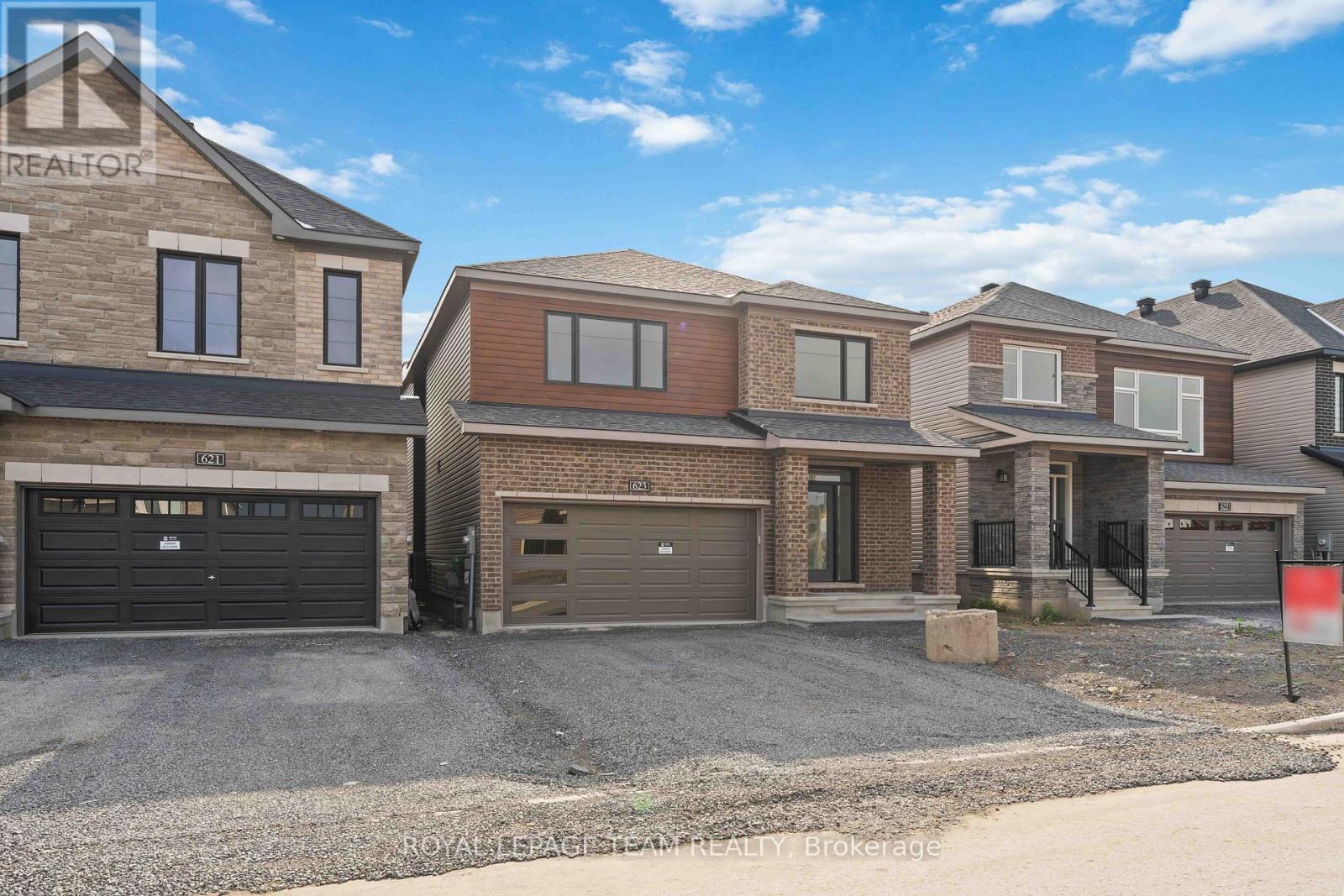 623 Idyllic Terrace, Ottawa, Ontario  K4A 5N9 - Photo 2 - X12948374