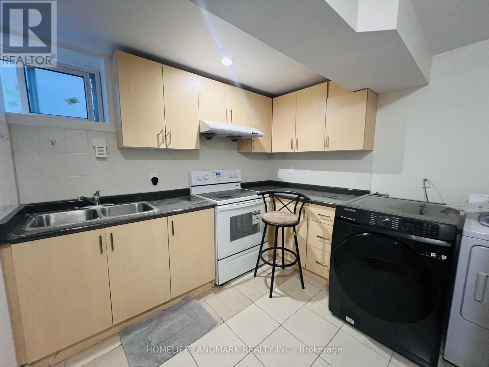 30 Bobmar Road, Toronto, Ontario  M1C 1C9 - Photo 7 - E12948326