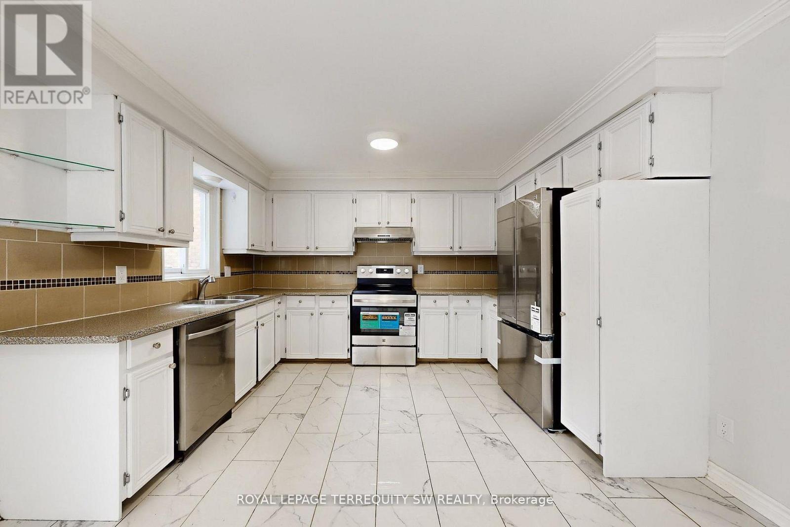 327a Beechgrove Drive, Toronto, Ontario  M1E 4A2 - Photo 8 - E12948332