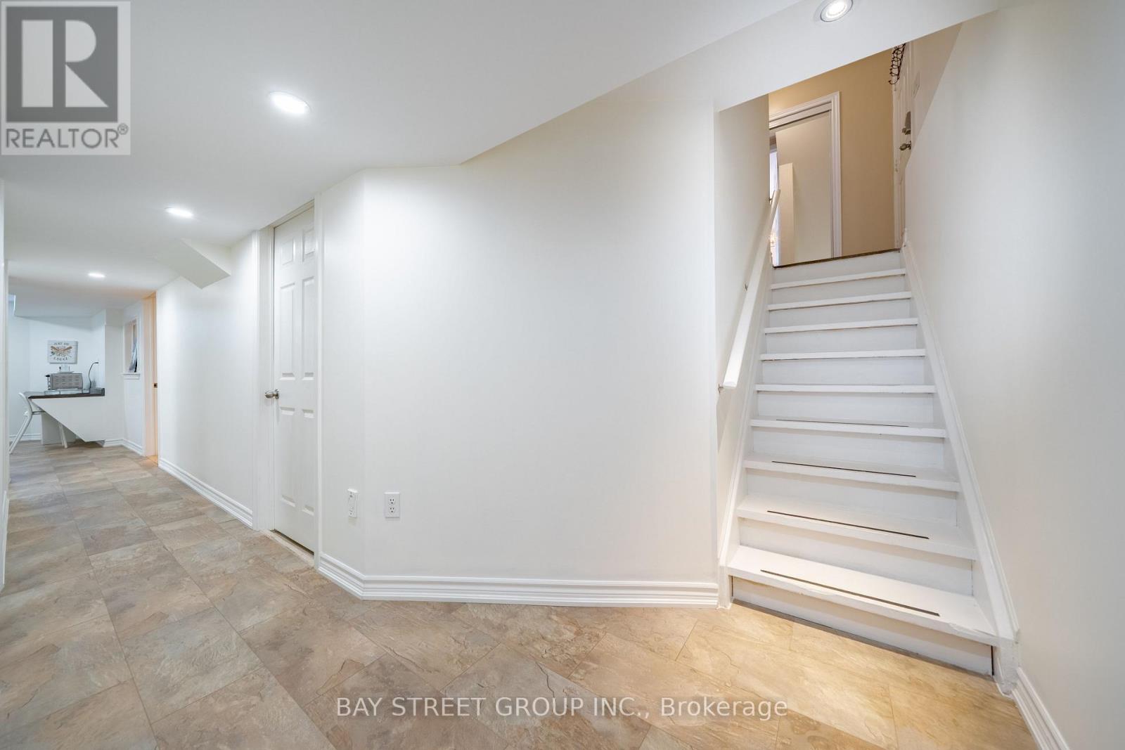 995 Nellie Little Crescent, Newmarket, Ontario  L3X 3E6 - Photo 36 - N12948312