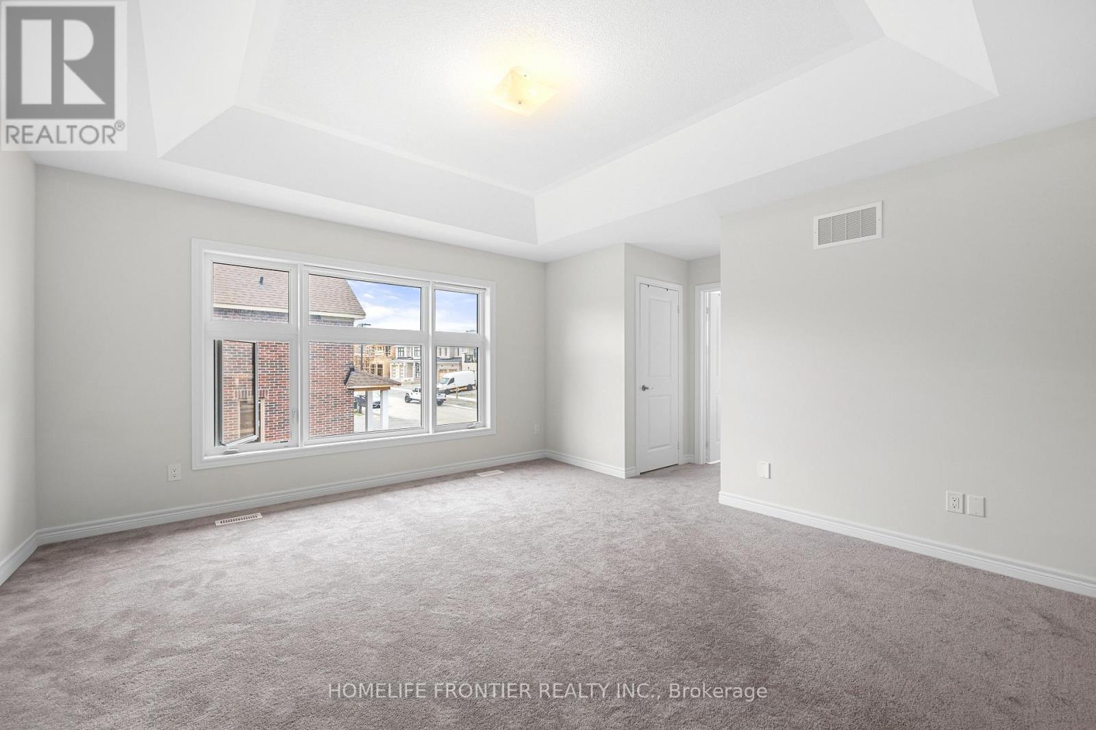 49 Ainslee Hill Crescent, Georgina, Ontario  L0E 1R0 - Photo 20 - N12948346