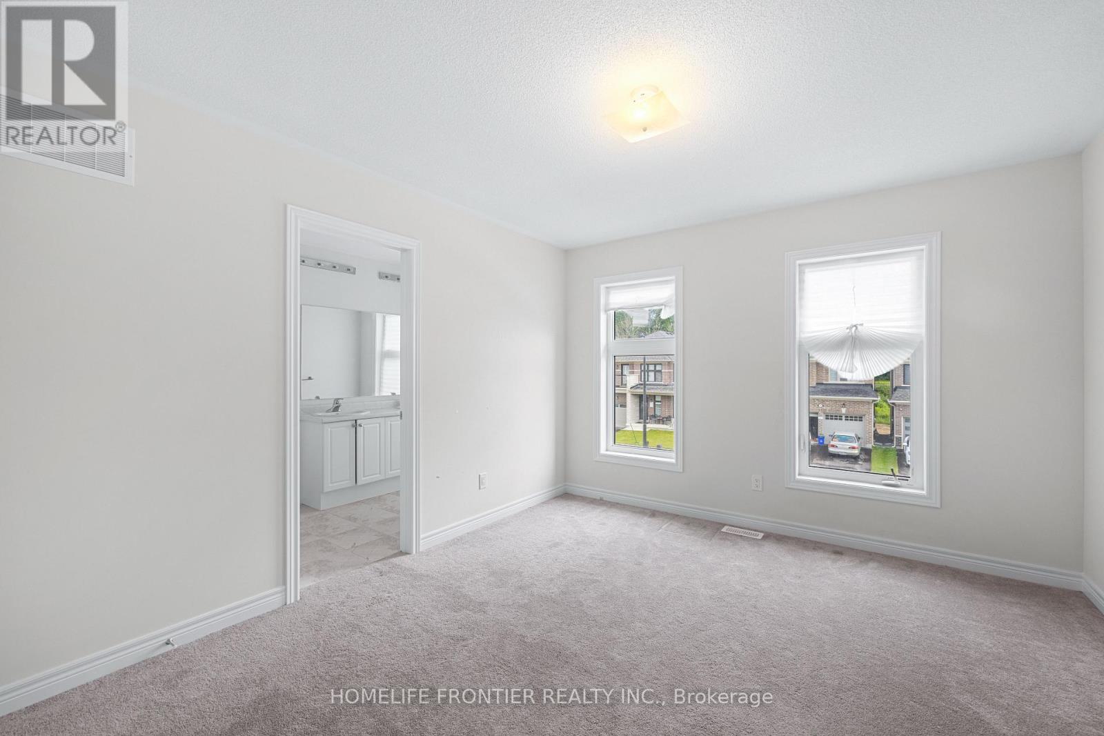 49 Ainslee Hill Crescent, Georgina, Ontario  L0E 1R0 - Photo 27 - N12948346