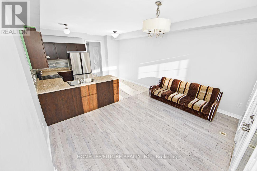 282 Delray Drive, Markham, Ontario  L3P 3J3 - Photo 10 - N12948348