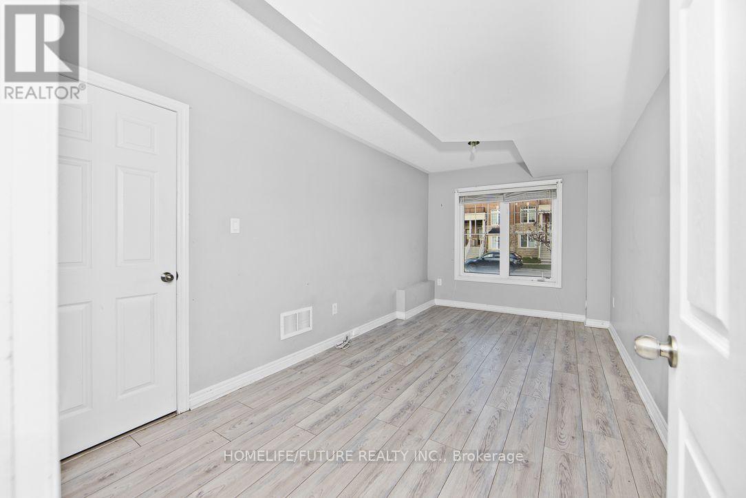 282 Delray Drive, Markham, Ontario  L3P 3J3 - Photo 21 - N12948348