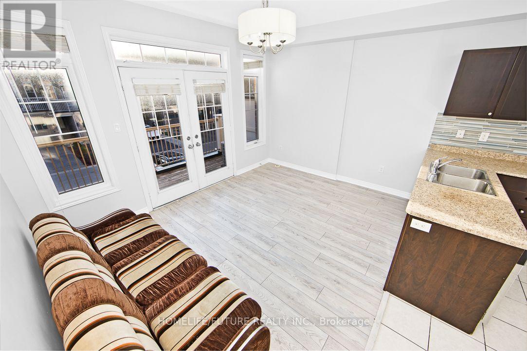 282 Delray Drive, Markham, Ontario  L3P 3J3 - Photo 9 - N12948348