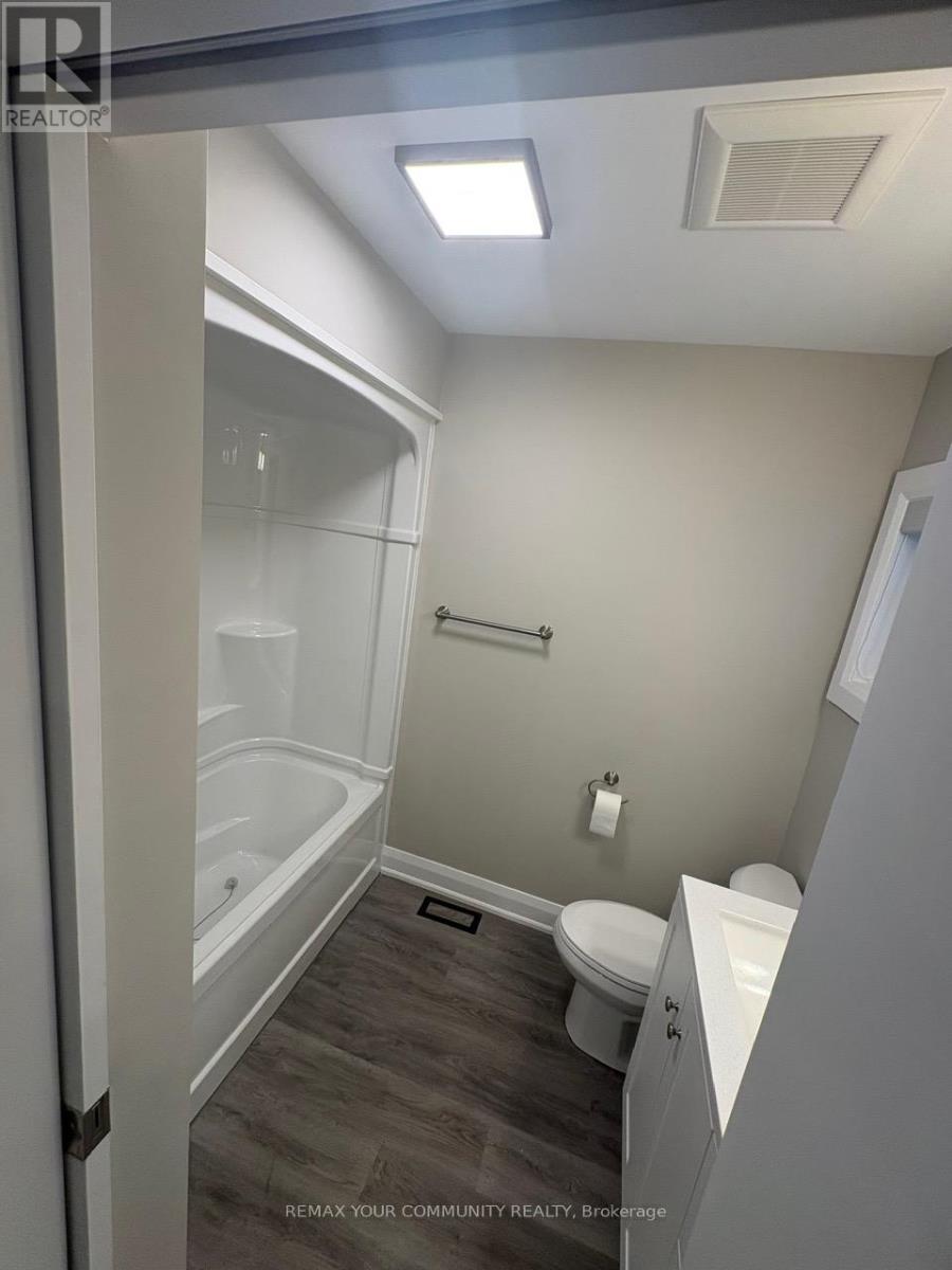 3958 Grove Place, Innisfil, Ontario  L9S 2S7 - Photo 9 - N12948350