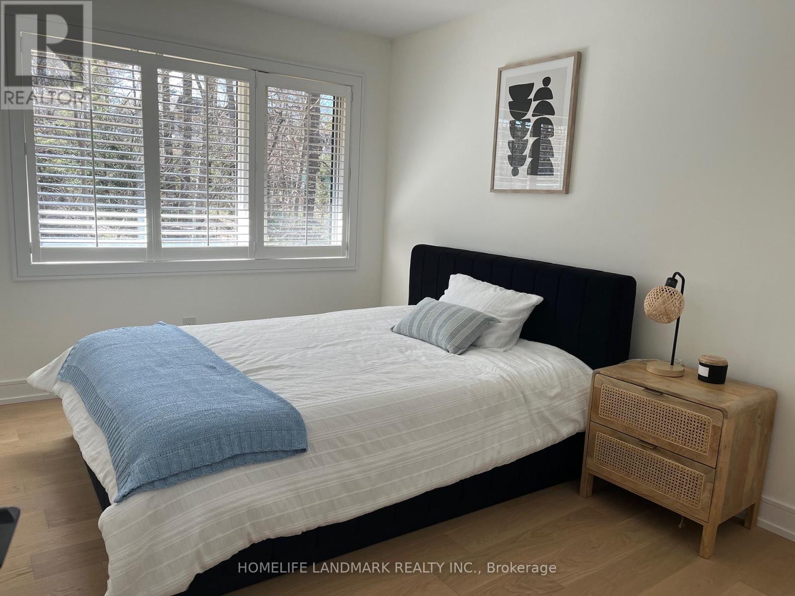 284 Woodland Drive, Oakville, Ontario  L6J 4W5 - Photo 13 - W12786588