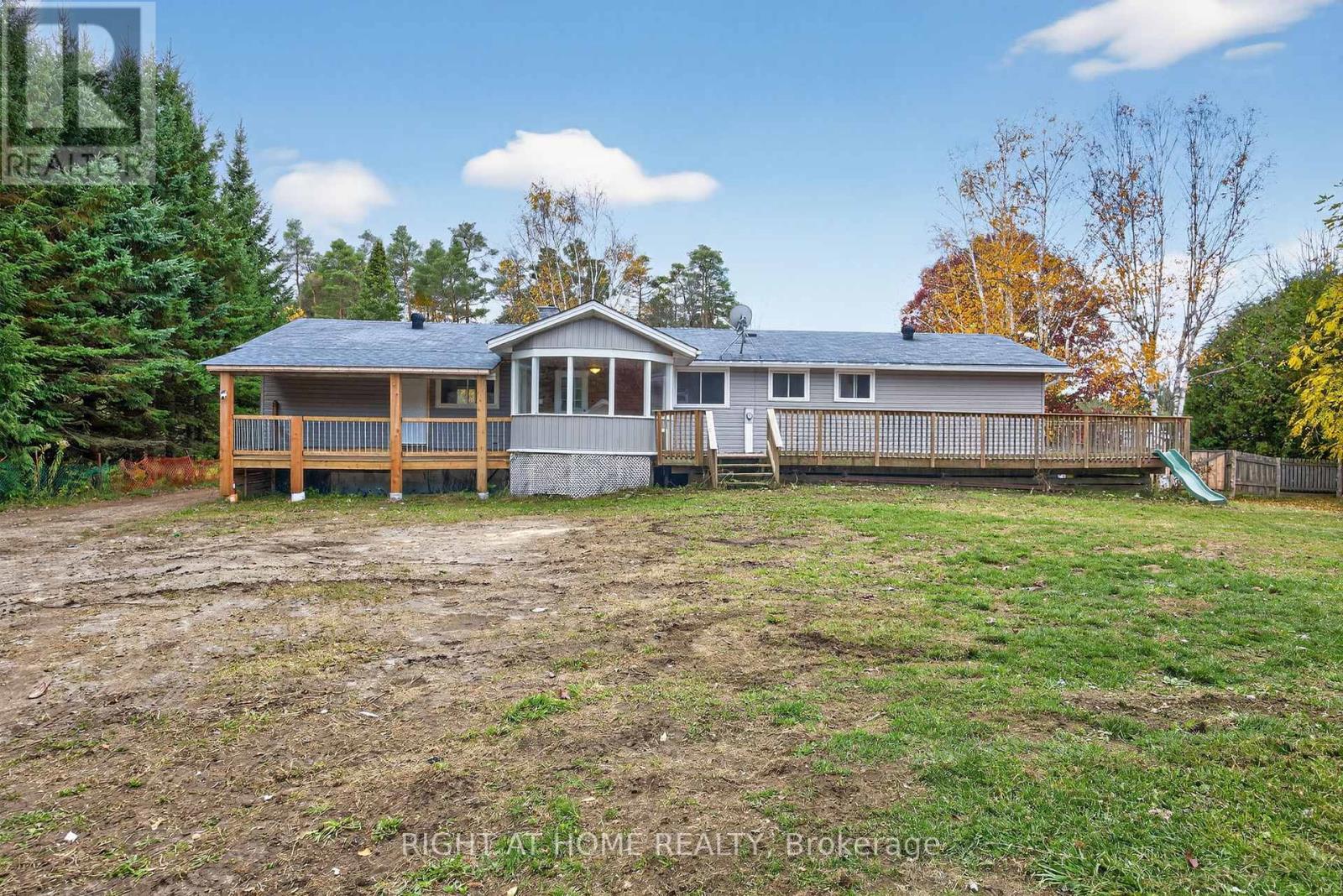207 Scarlett Line, Oro-Medonte, Ontario  L0L 1V0 - Photo 43 - S12948330