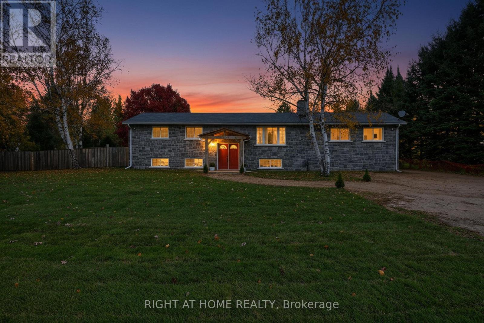 207 Scarlett Line, Oro-Medonte, Ontario  L0L 1V0 - Photo 49 - S12948330