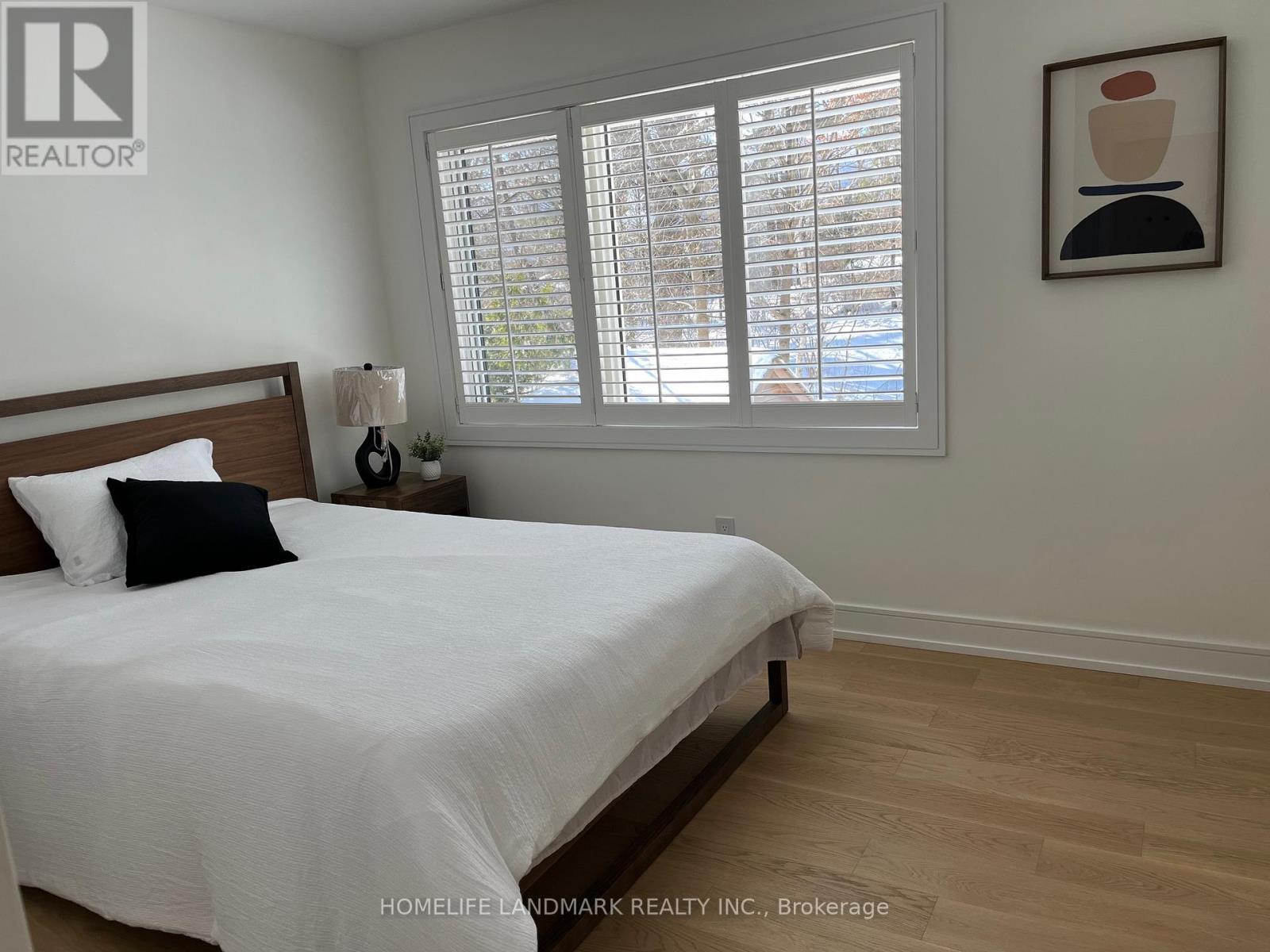 284 Woodland Drive, Oakville, Ontario  L6J 4W5 - Photo 8 - W12786588