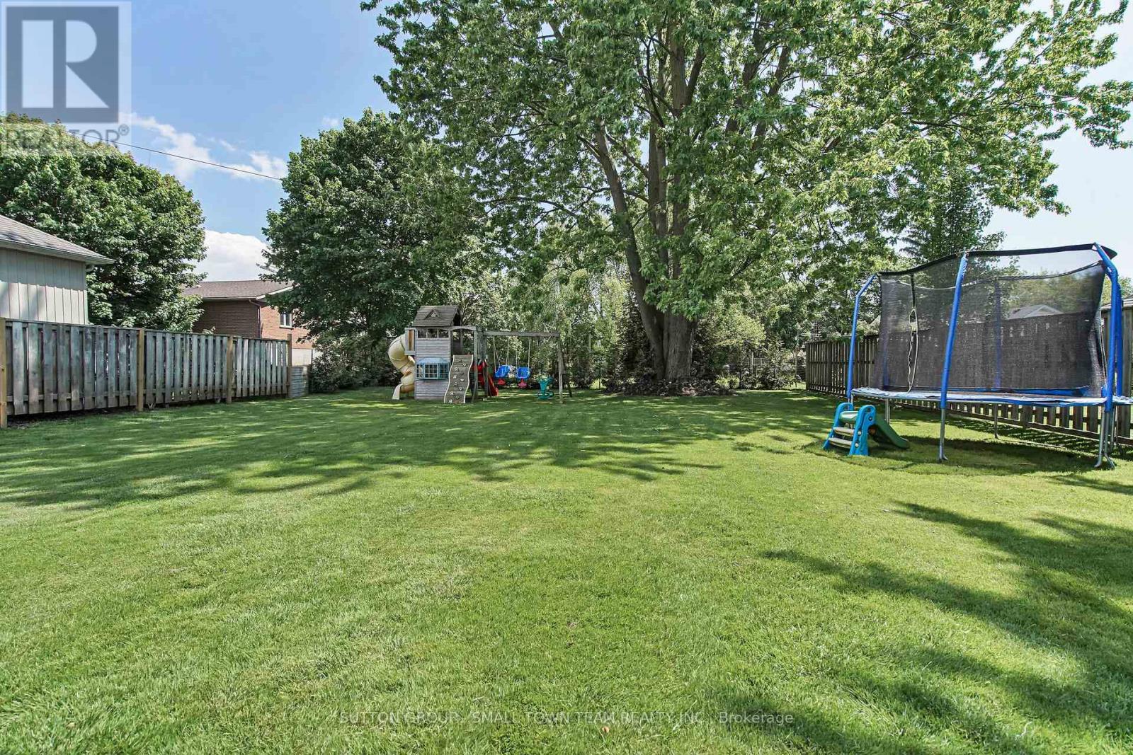 83 John Street W, South Huron, Ontario  N0M 1S1 - Photo 39 - X12948288