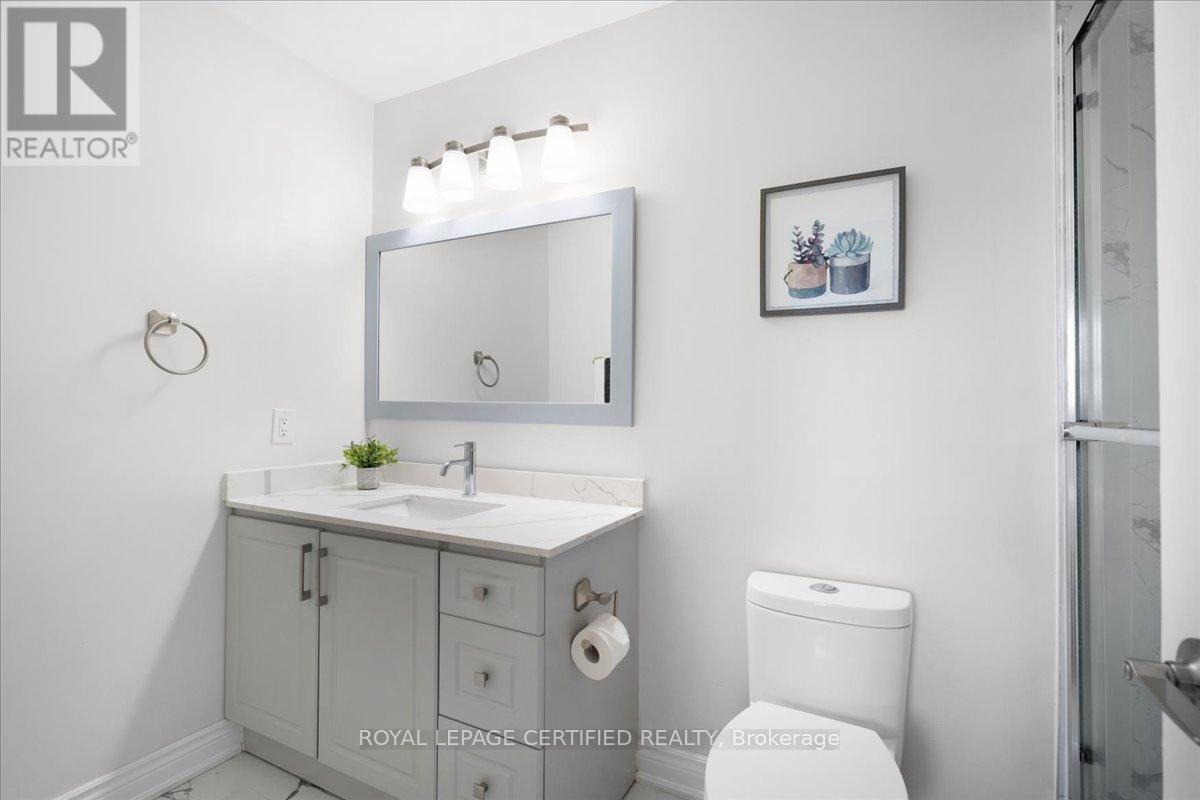 121 Genesee Drive, Oakville, Ontario  L6H 5Z3 - Photo 17 - W12948276