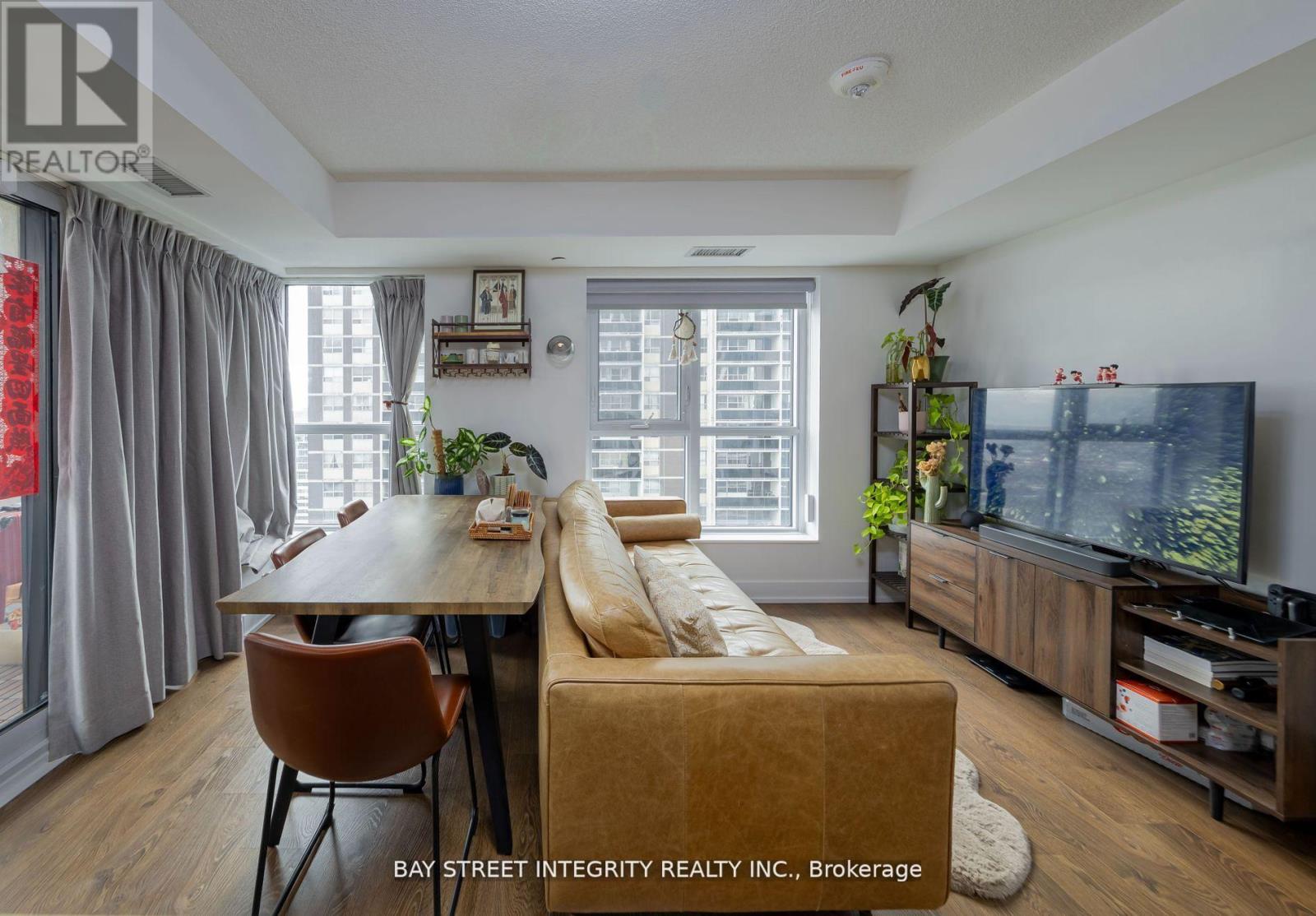 2323 - 9 Mabelle Avenue, Toronto, Ontario  M9A 0E1 - Photo 5 - W12948286