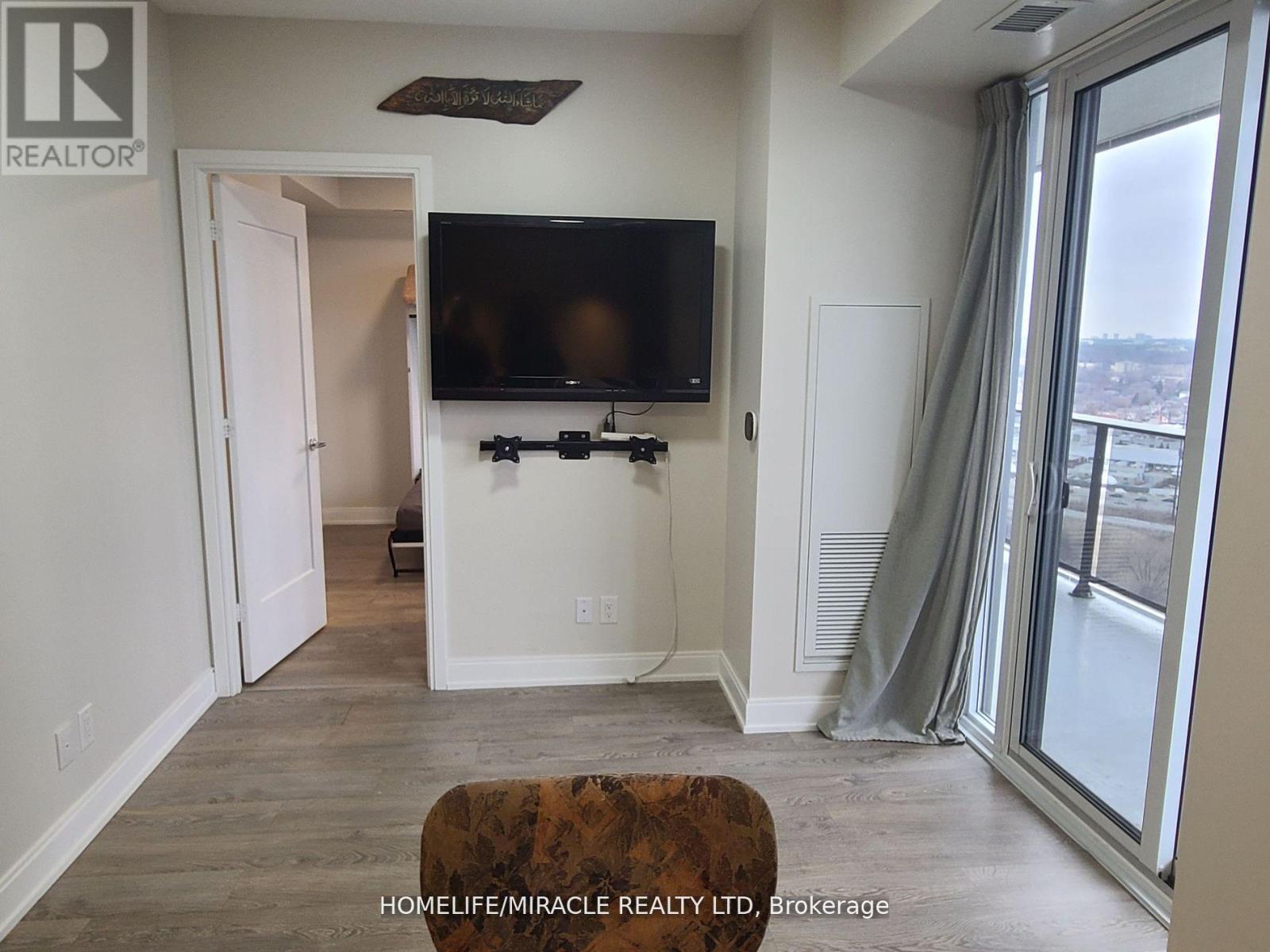 2503 - 70 Annie Craig Drive, Toronto, Ontario  M8V 0G2 - Photo 12 - W12948308