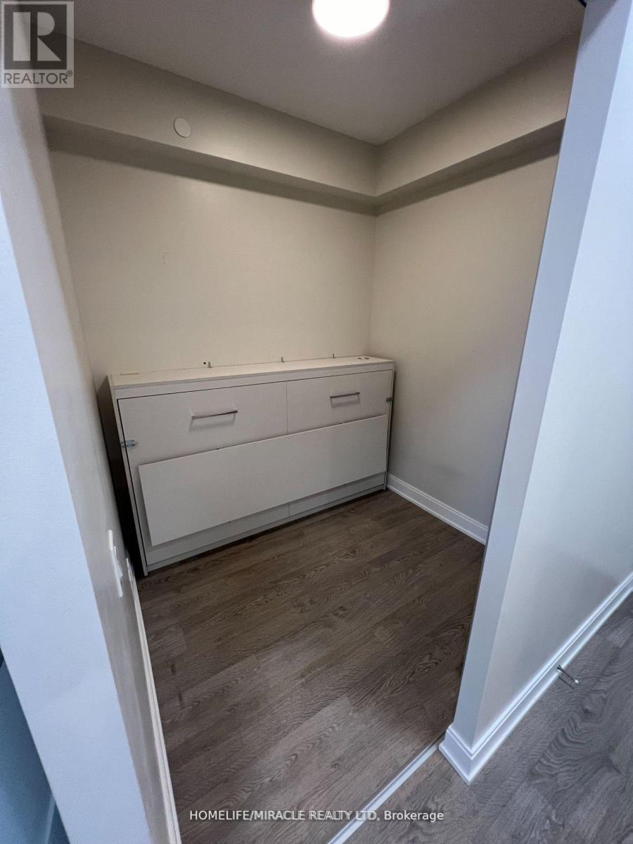 2503 - 70 Annie Craig Drive, Toronto, Ontario  M8V 0G2 - Photo 21 - W12948308