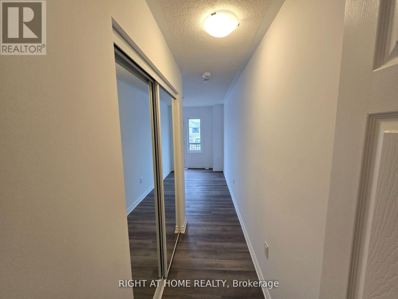 1687 Dance Court, Milton, Ontario  L9E 2A3 - Photo 29 - W12948320