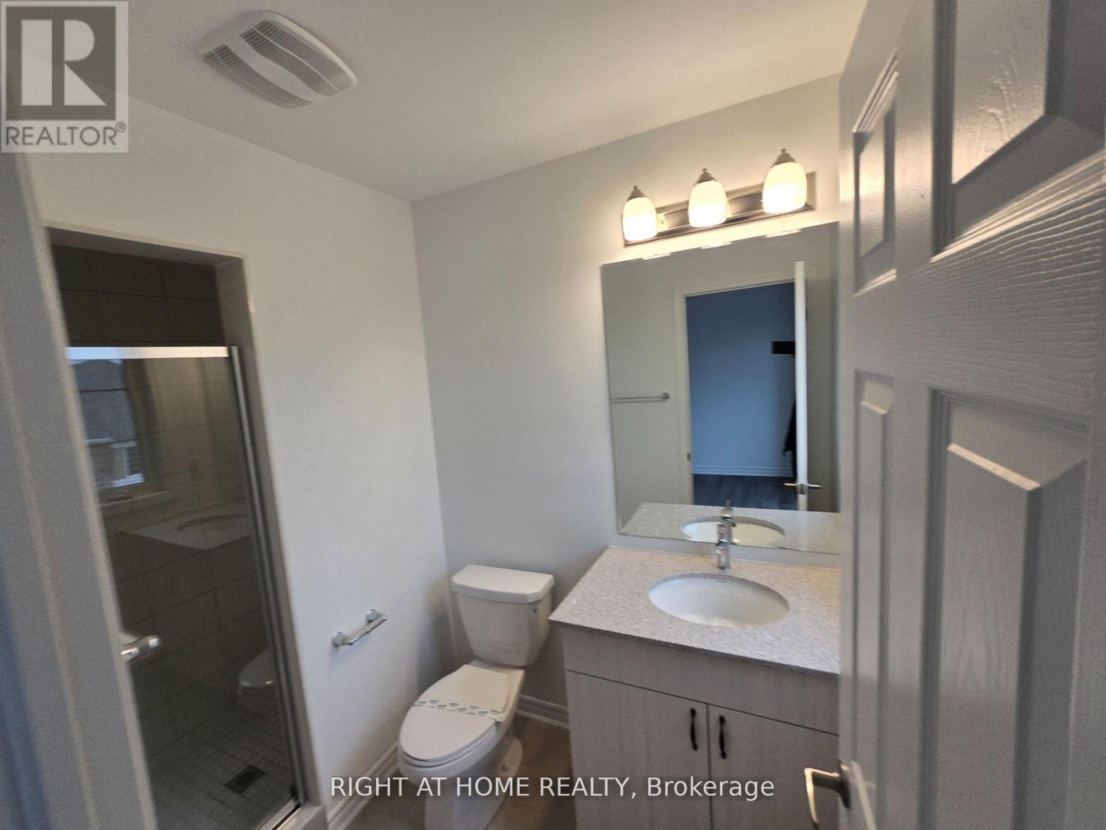 1687 Dance Court, Milton, Ontario  L9E 2A3 - Photo 35 - W12948320