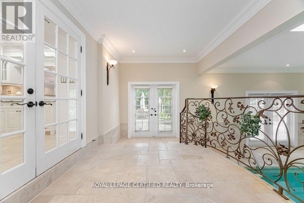 2197 Courrier Lane, Mississauga, Ontario  L5C 1V1 - Photo 19 - W12948364