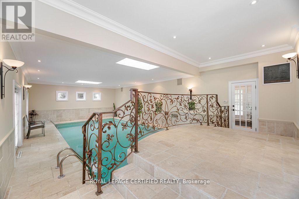 2197 Courrier Lane, Mississauga, Ontario  L5C 1V1 - Photo 20 - W12948364