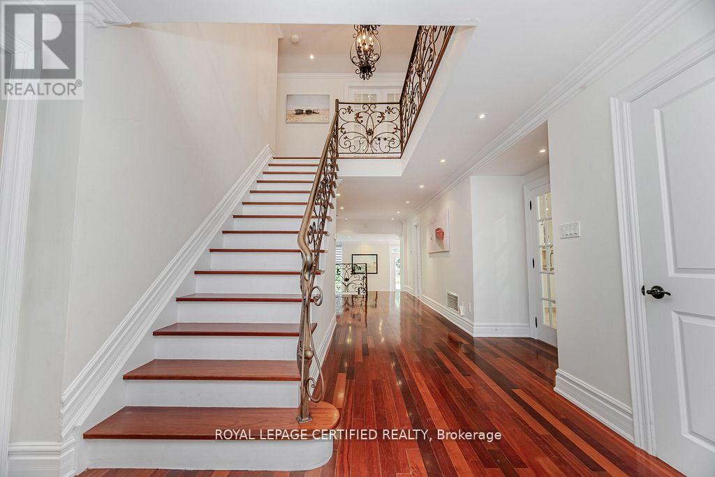 2197 Courrier Lane, Mississauga, Ontario  L5C 1V1 - Photo 23 - W12948364