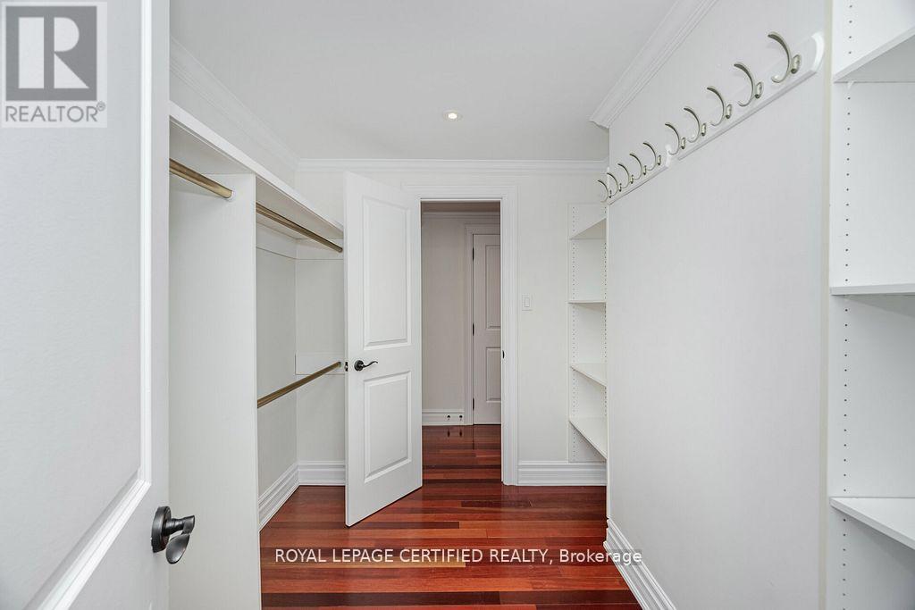 2197 Courrier Lane, Mississauga, Ontario  L5C 1V1 - Photo 27 - W12948364