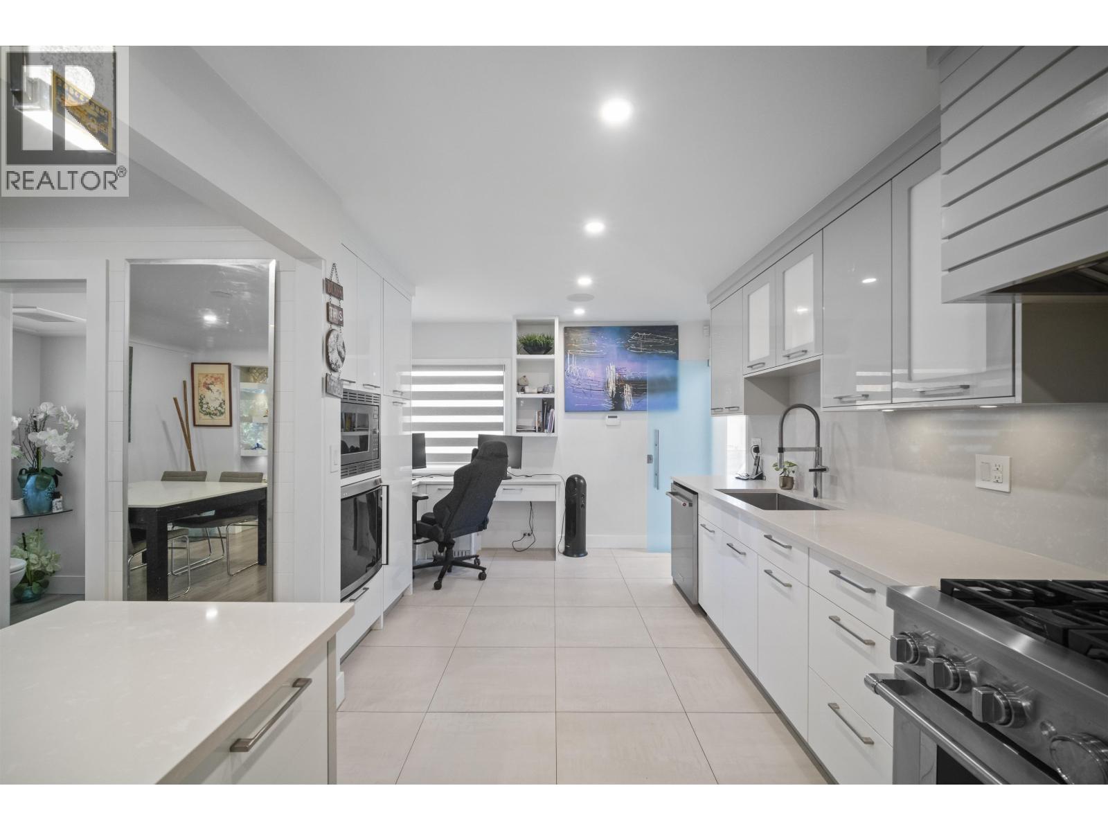 6978 Mckinnon Street, Vancouver, British Columbia  V5S 3G5 - Photo 6 - R3106194