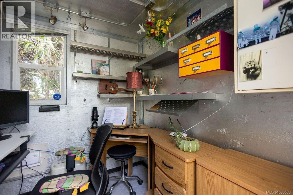 3112 Steele St, Victoria, British Columbia  V8Z 3N8 - Photo 49 - 1030533