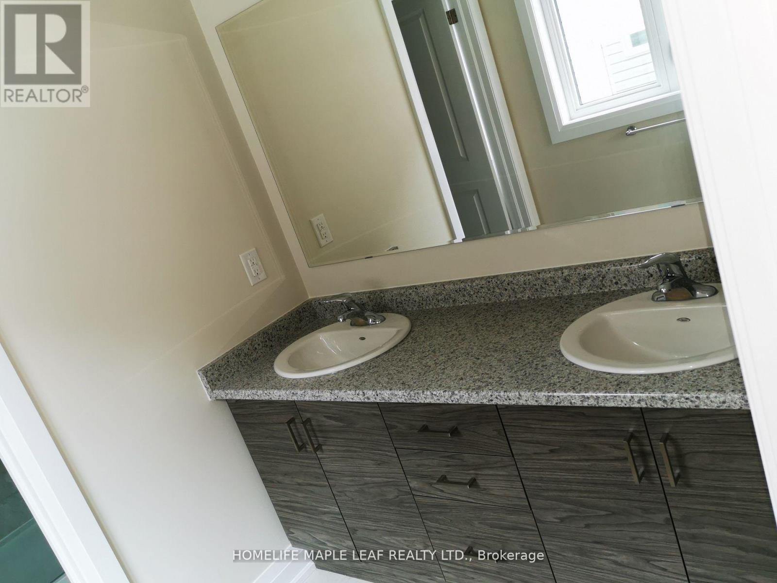 237 Sedgewood Street, Kitchener, Ontario  N2P 0H9 - Photo 14 - X12948278