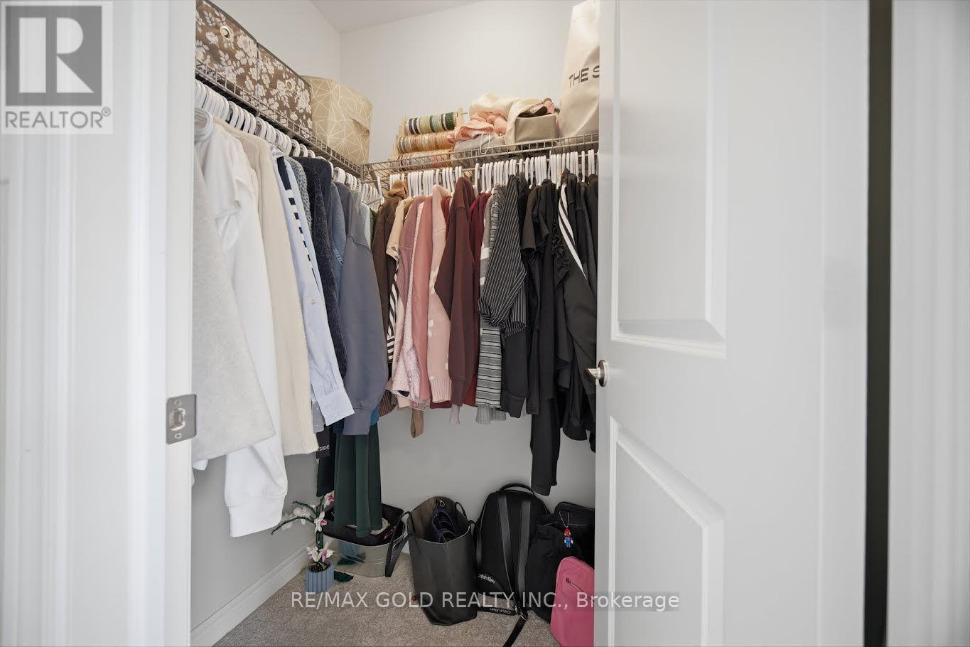 30 Mia Drive, Hamilton, Ontario  L9B 0K1 - Photo 17 - X12948296