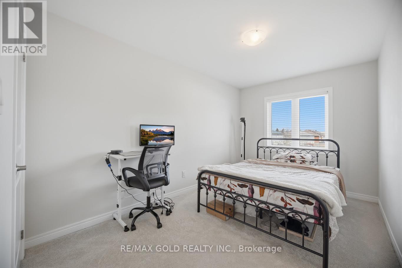 30 Mia Drive, Hamilton, Ontario  L9B 0K1 - Photo 20 - X12948296